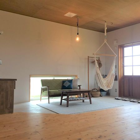 Sumica Bed & Breakfast Okinawa Bagian luar foto